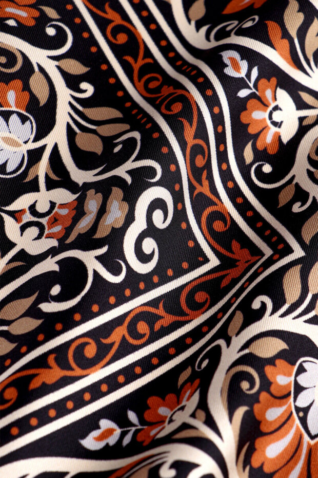 Tile Crown Pattern Twill Silk Scarf - 2