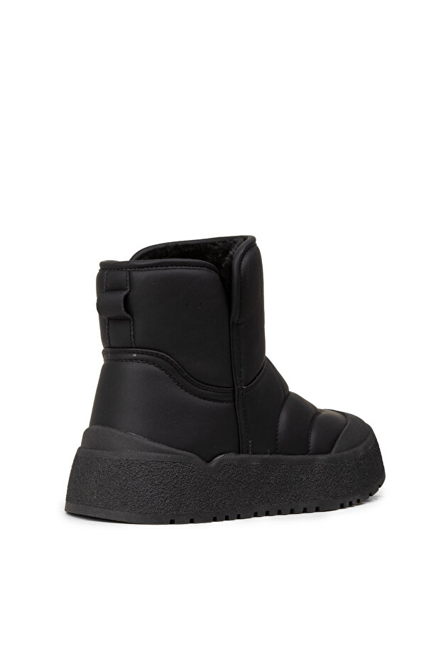 Kadın Siyah Kürklü Bot - 2