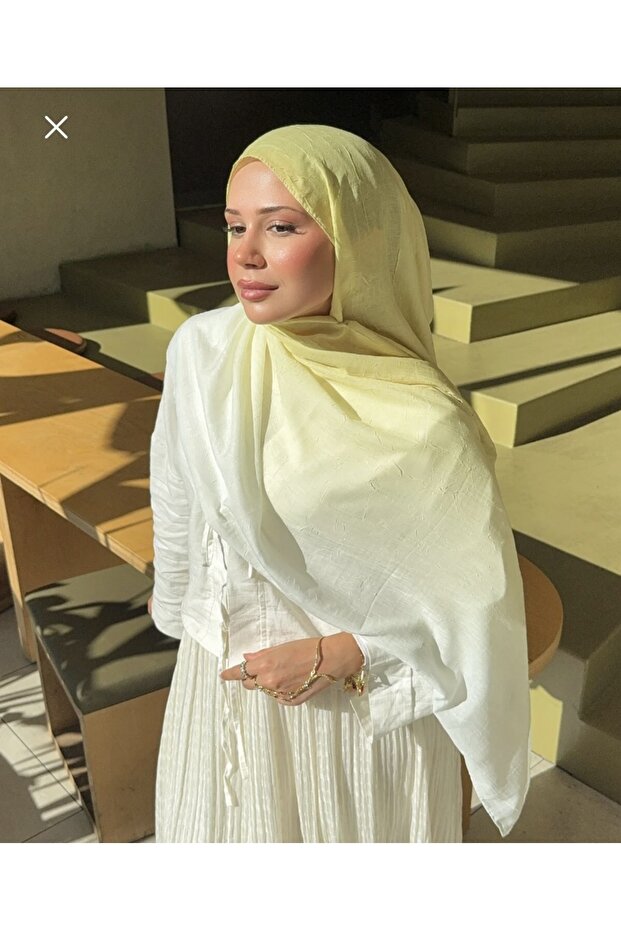 Gradient Two-Color Bamboo Kashmir Series Shawl Tok Stand
