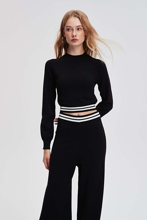 Solid Striped Long-Sleeve Top - 4