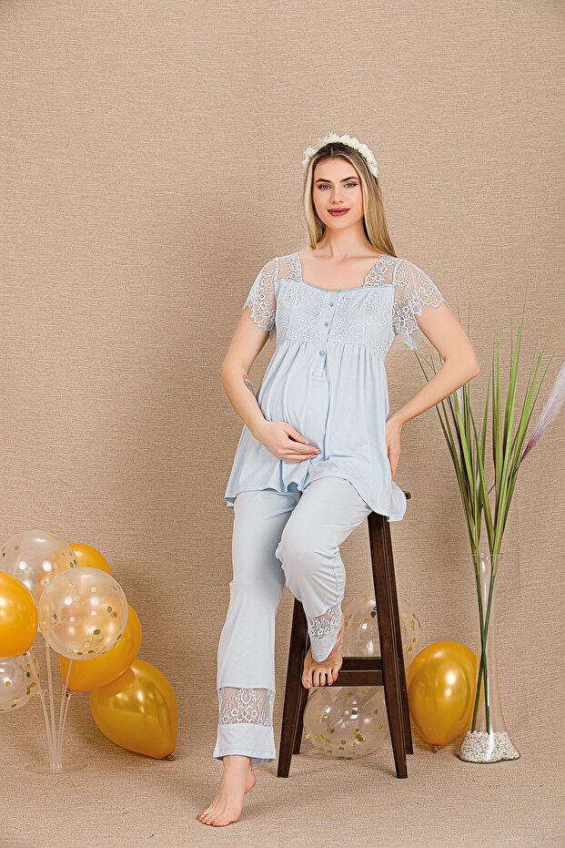 Stylish Maternity & Postpartum 2-Piece Pajama Set with Buttoned Lace Collar and Lace Shoulder Cuff Detail