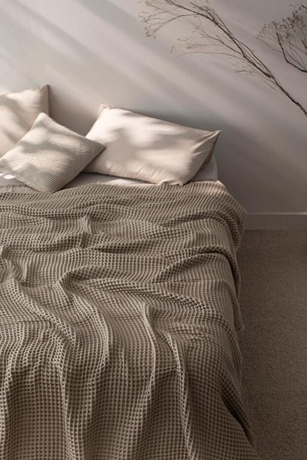 Yeni Sezon Beatrice Çift Kişilik Yatak Örtüsü - BEJ - 2