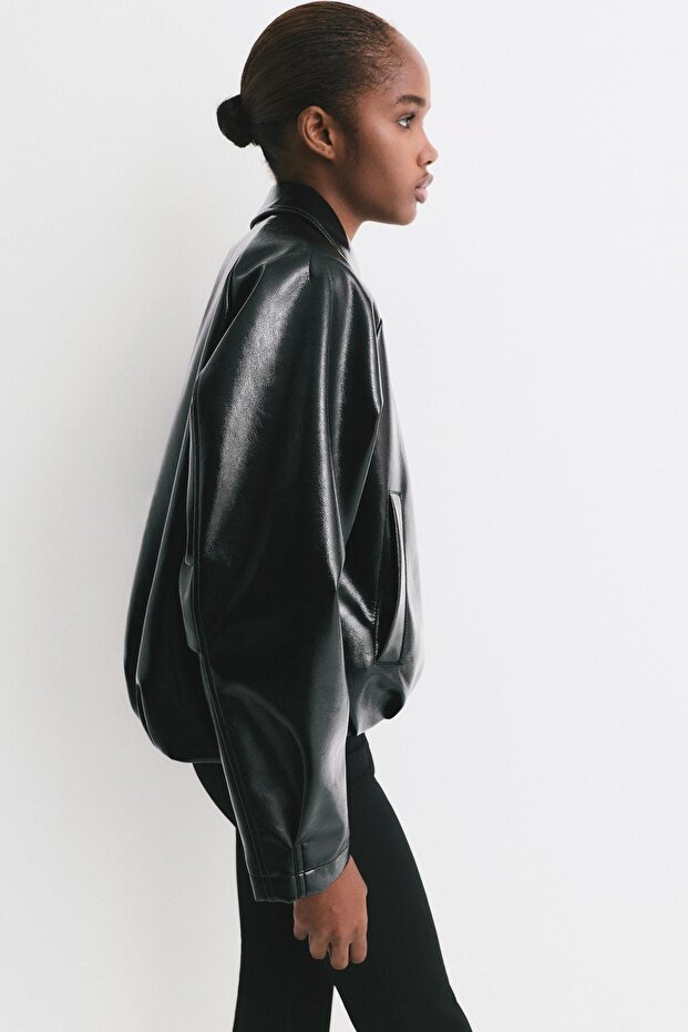 Vinil görünümlü bomber ceket - 6