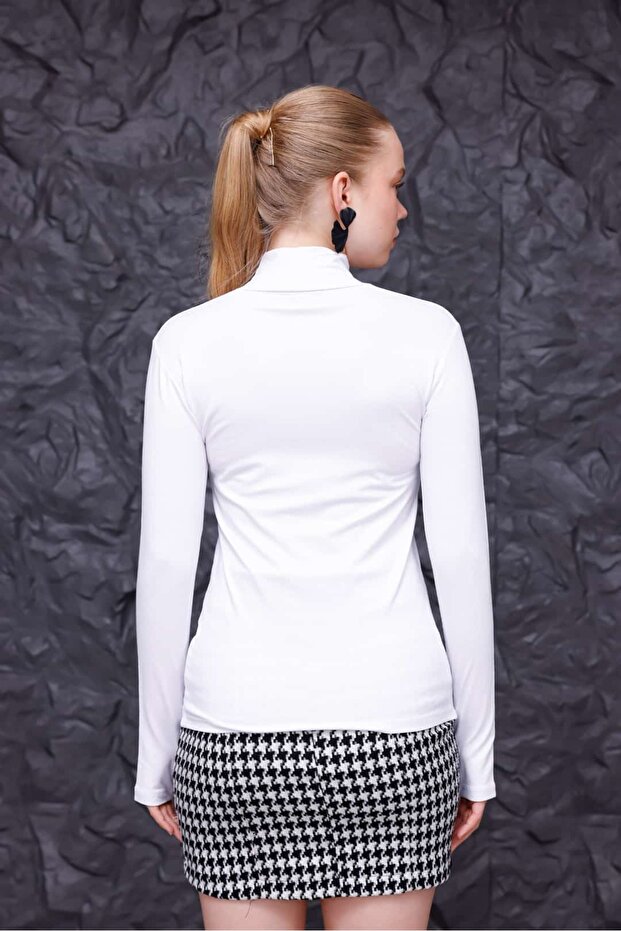 Body cu încălțăminte înaltă - 5