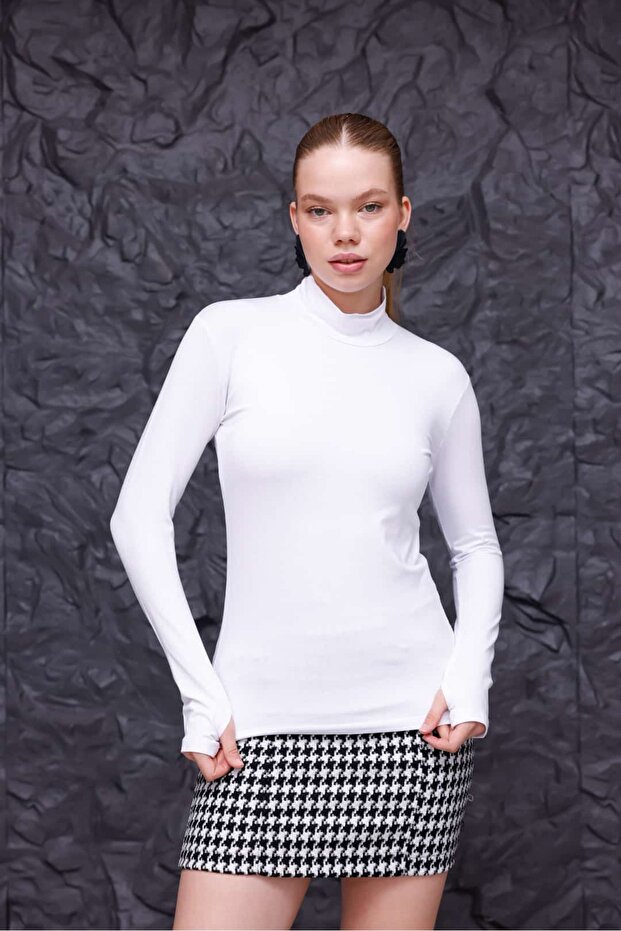 Body cu încălțăminte înaltă - 2