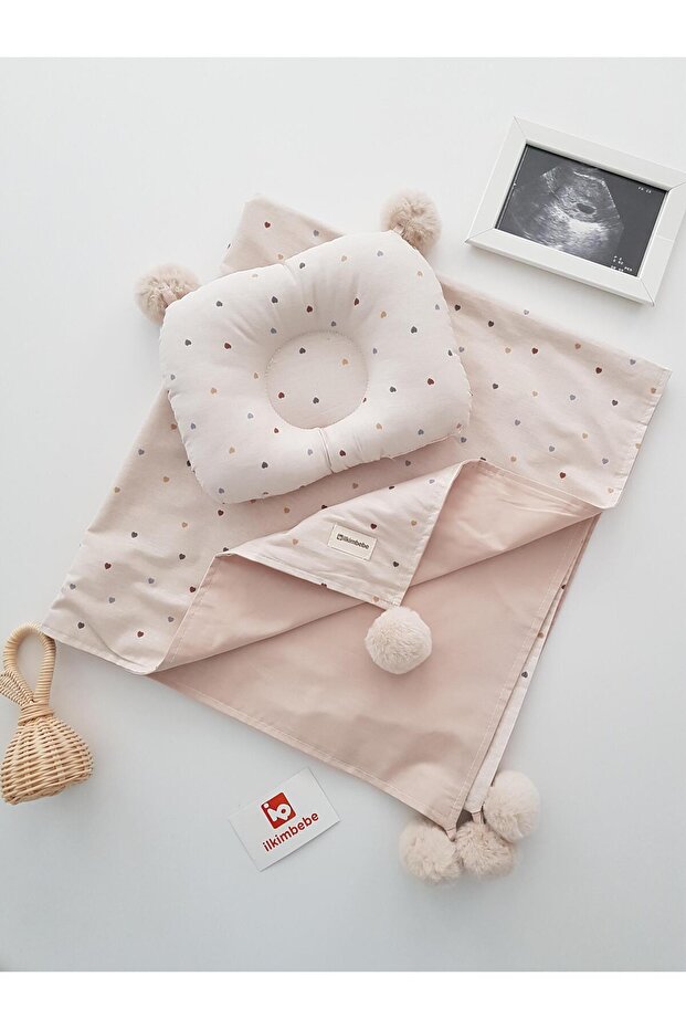Heart Big Pompom Baby Blanket and Pillow Set 85X90