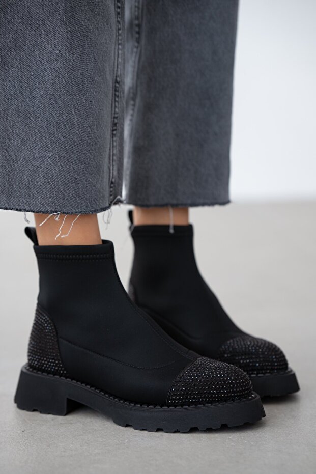 Nova Ön Sim Taş Detaylı Kadın Bot-SİYAH - 5