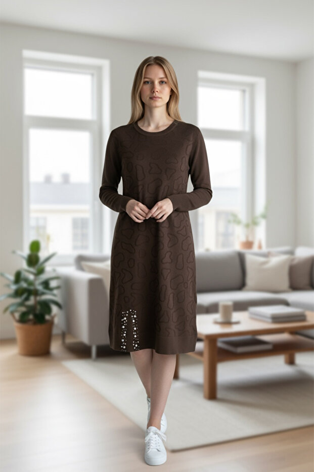 Women's Front Printed Skirt with Beaded Side Hem and Low Sleeve Tunic