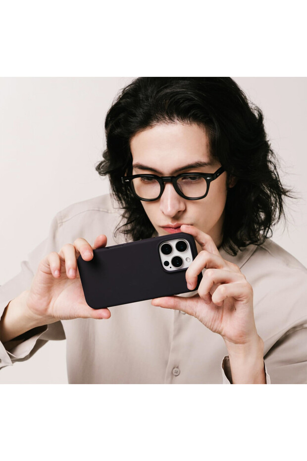 Soft-Touch Silicone Microfiber Protective Case for Apple iPhone 16 Pro, Wireless Charging, Purple - 2