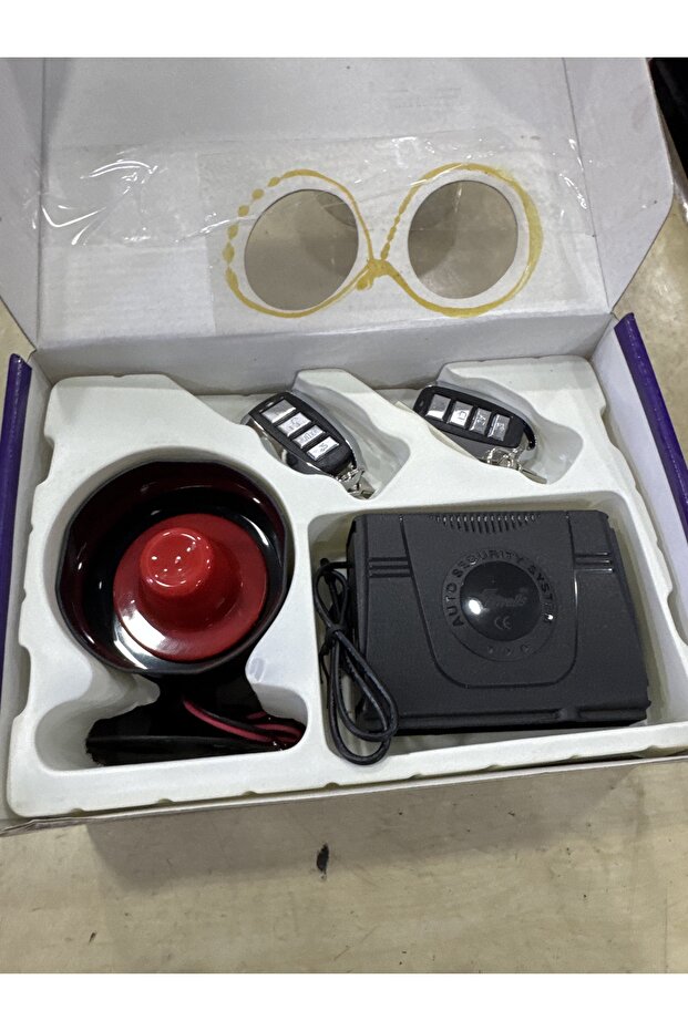 Universal araç alarm sistemi - 1