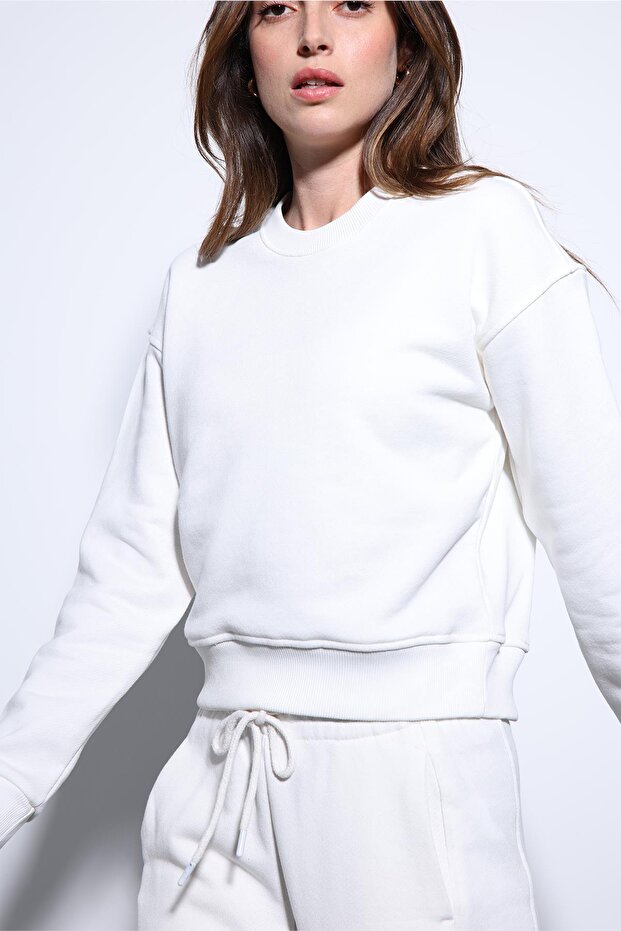 Ekru Basic Kadın Sweatshirt - 3
