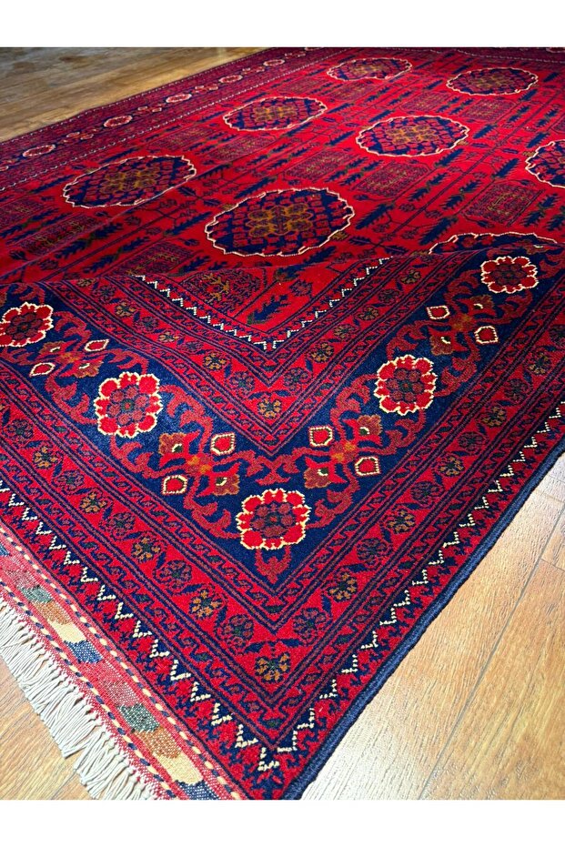 El dokuma Afgan halısı - 2