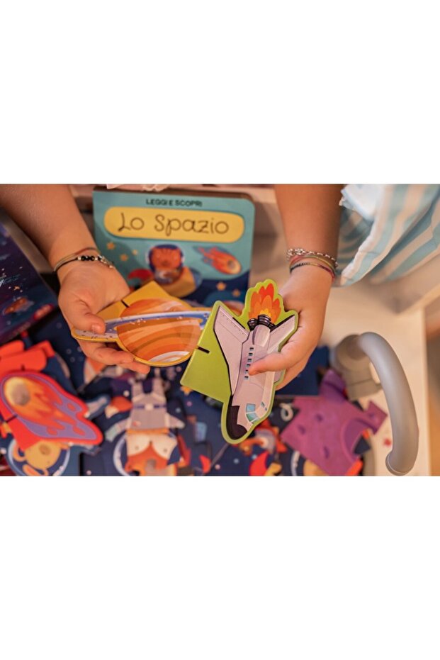 Q-Box - Outer Space, SASSI, 4 years+ - 5