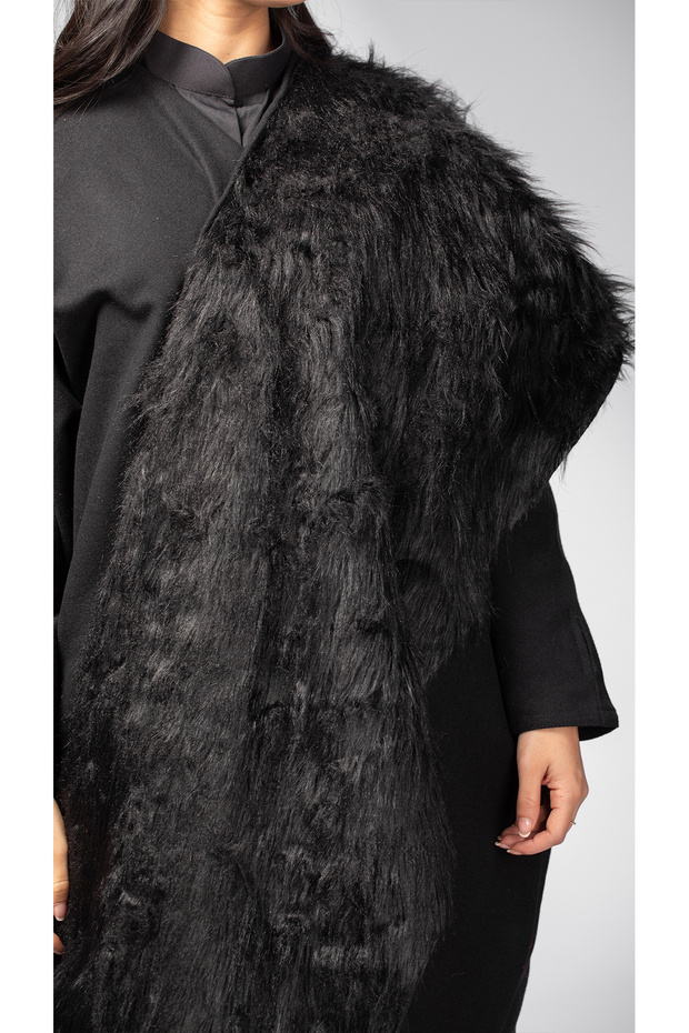 عباية سوداء بإضافة الفرو - 4