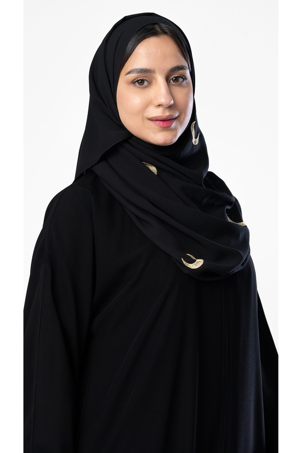 طرحة بتطريز الهلال الذهبي
