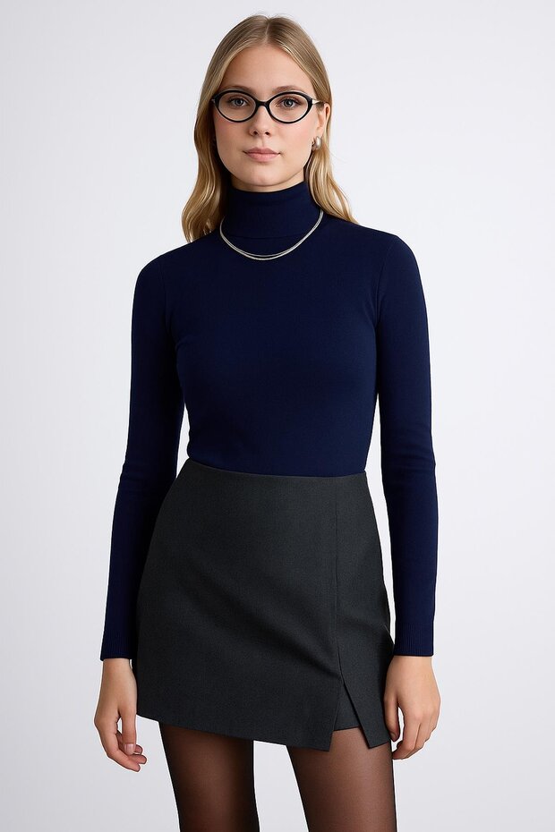 Flexible Turtleneck Sweater Navy Blue