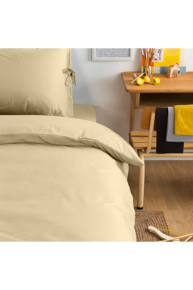 طقم غطاء لحاف فردي مع ملاءة سرير أساسية - 1
