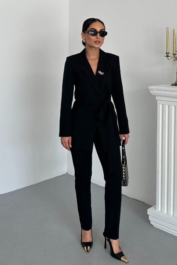 Women's Two-Piece Top and Bottom Set Stylish Belted Draped Brooch Detail Blazer Jacket Flared Leg Pants Set