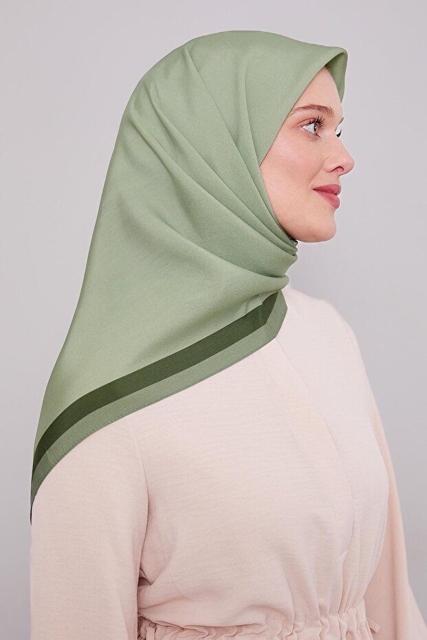 Yeşil Kenar Şerit Aura Eşarp - 2