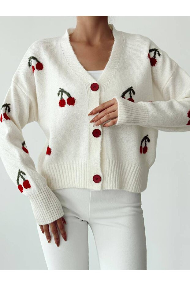 SRT260000006 EKRU KIRAZLI TRİKO HIRKA - 1