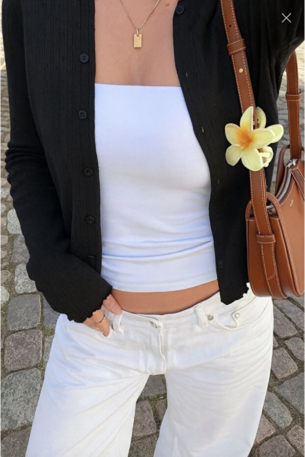 سترة نسائية رقيقة ذات أزرار أساسية - 1