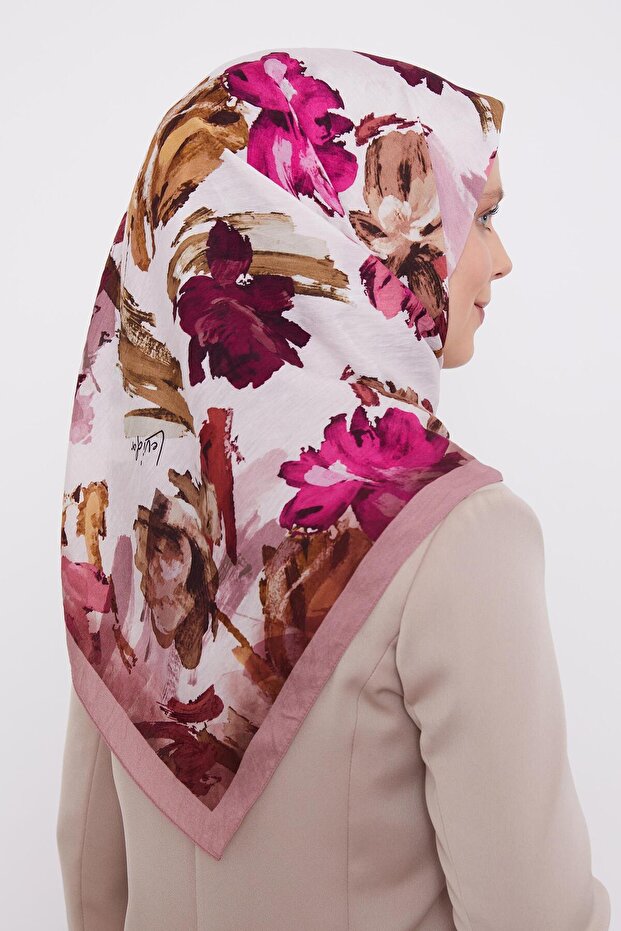 وشاح حريري بنمط تجريدي على شكل وردة - 4