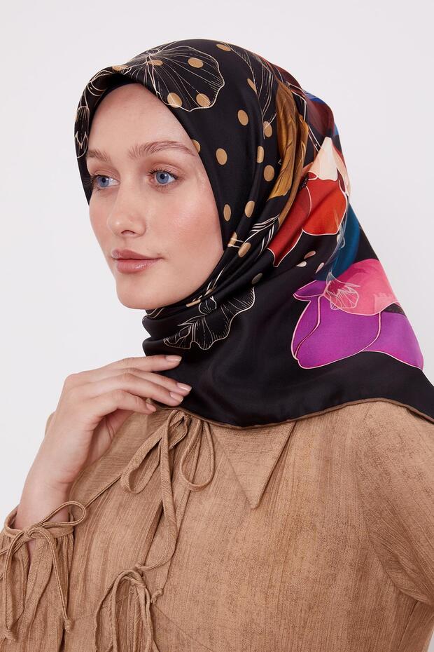 Black Lotus Flower Pattern Twill Silk Scarf
