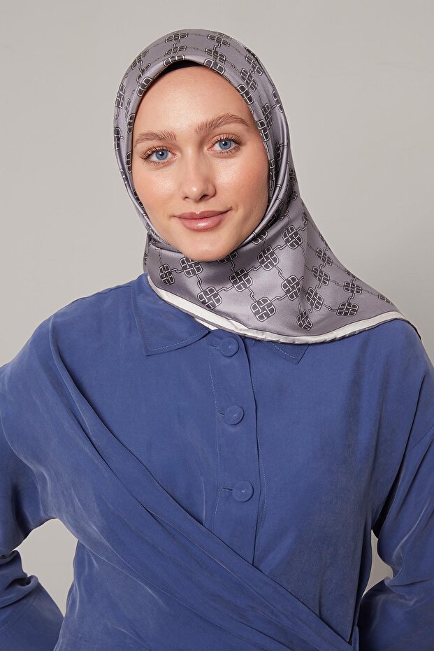 Gray Mini Clover Pattern Twill Silk Scarf - 3