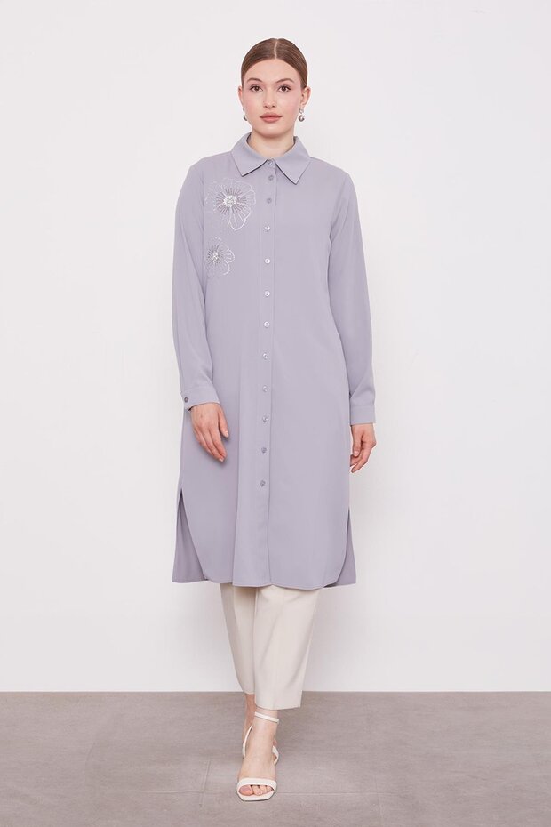 تونيك مطبوع بنمط زهرة الحجر الرمادي - 6