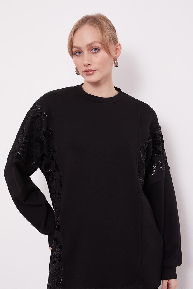 Siyah Payet İşlemeli Spor Takım - 4