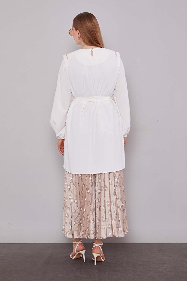 طقم تنورة منقوشة مطوية باللون البيج - 4