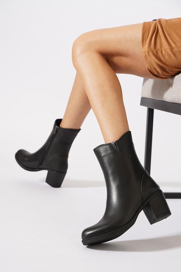 Veron Genuine Leather Side Cut Rubber Women's Heeled Boots Black Skin