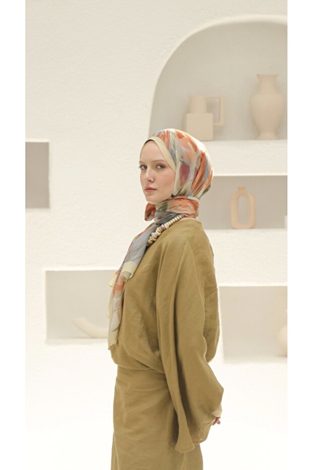 شال إلوريا بنقشة خضراء - 3