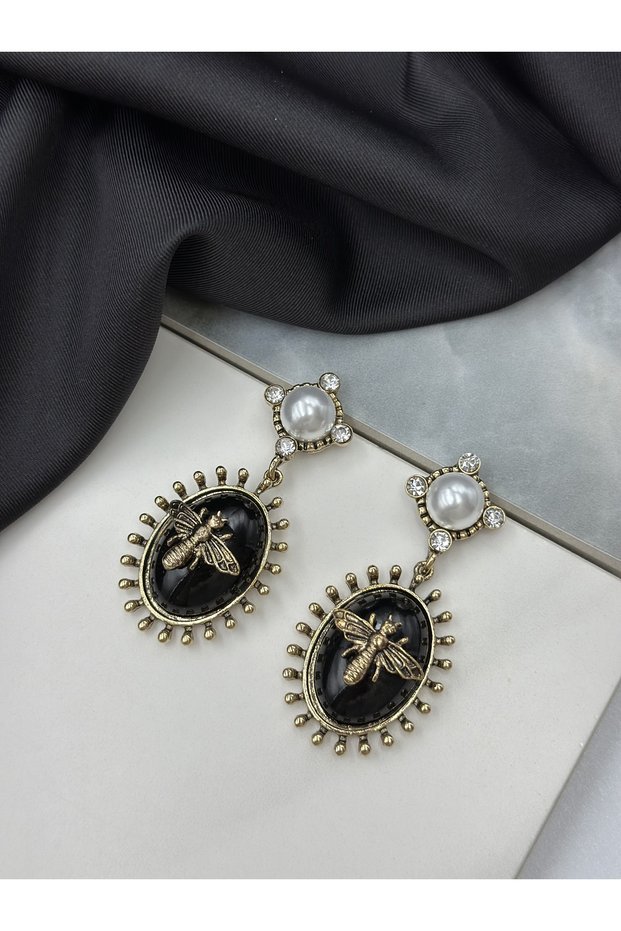 Black and White Pearl Bee Figured Vintage Design Brand Model Dangle Earrings