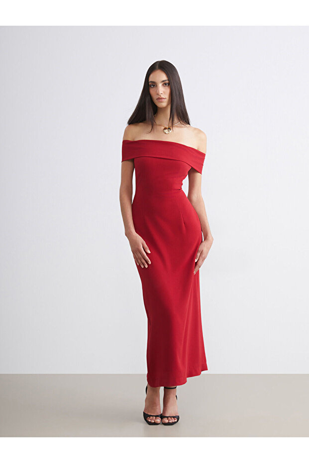 Two Mt Shop Quality Soulife Red Satin Plain Tight & Slim Boat Neck Long Dress