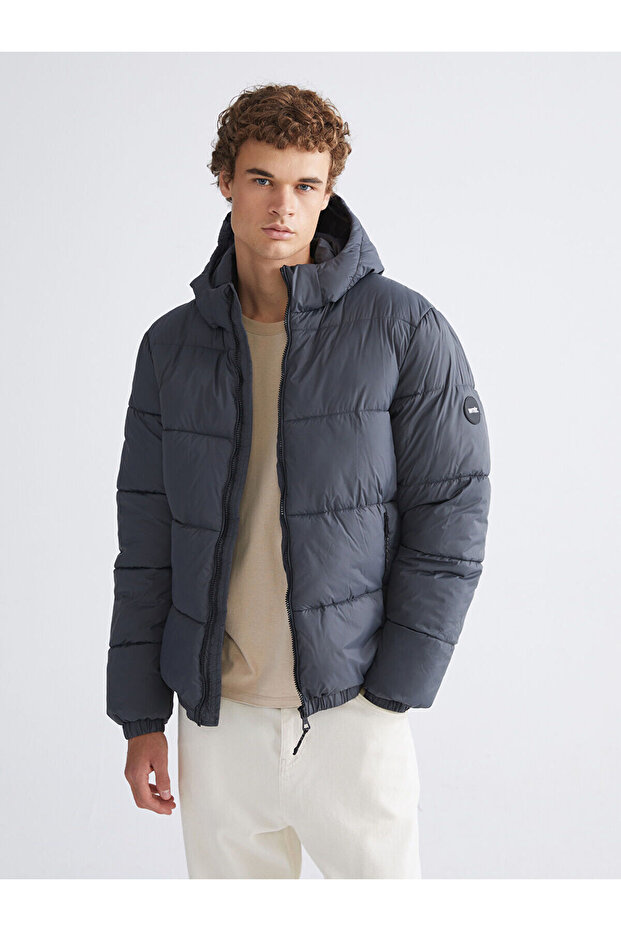 Peak New Season Standard Fit Hooded Men's Puffer Jacket