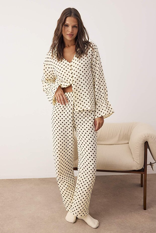 Ekru %100 Pamuklu Puantiyeli Müslin Kumaş Dokuma Pijama Takımı THMAW26PT00178 - 2