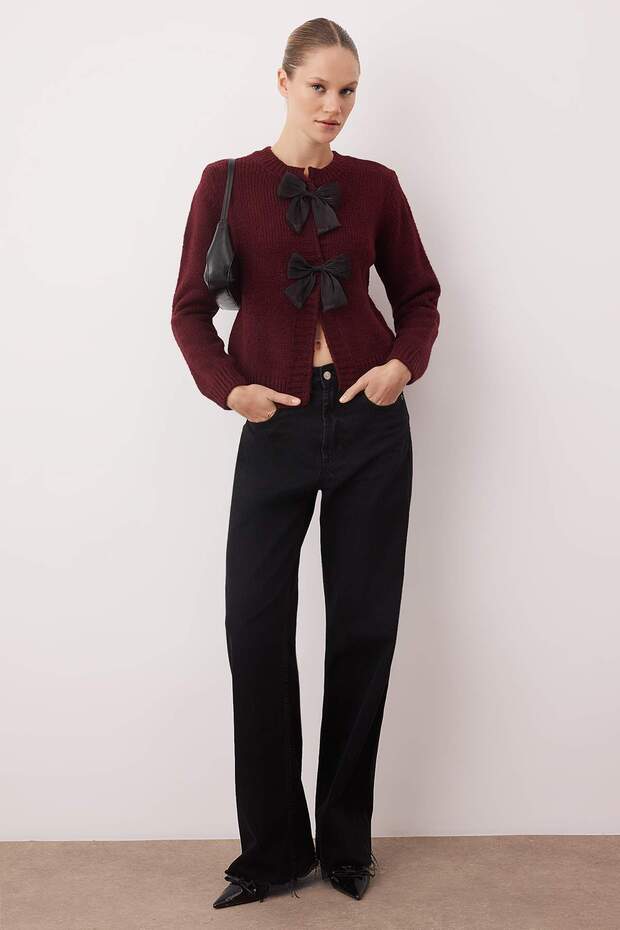 Bordo Bisiklet Yaka Kurdele Detaylı Triko Hırka TWOAW26HI00236 Triko Hırka TWOAW26HI00236 - 2