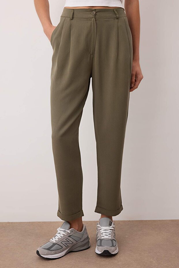 Haki Pilili Beli Lastikli Duble Paça Pantolon TWOAW26PL00125 - 4