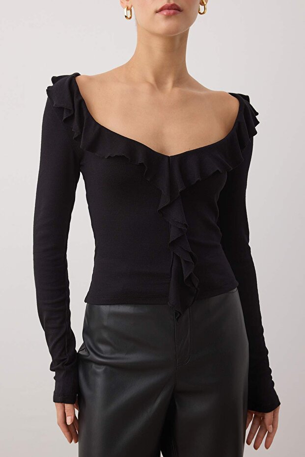 Siyah Fırfırlı Fitted/Vücuda Oturan Örme Bluz TWOAW26BZ00287 - 4