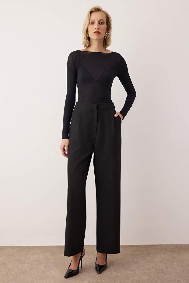 EXCLUSIVE Özel Koleksiyon Siyah Pilili Wide Leg/Geniş Paça Pantolon TWOAW26PL00121 - 2
