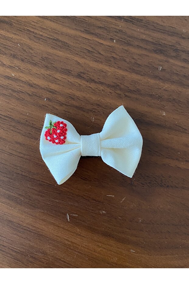 Strawberry Embroidered Hairless Baby Clip (1 Piece)