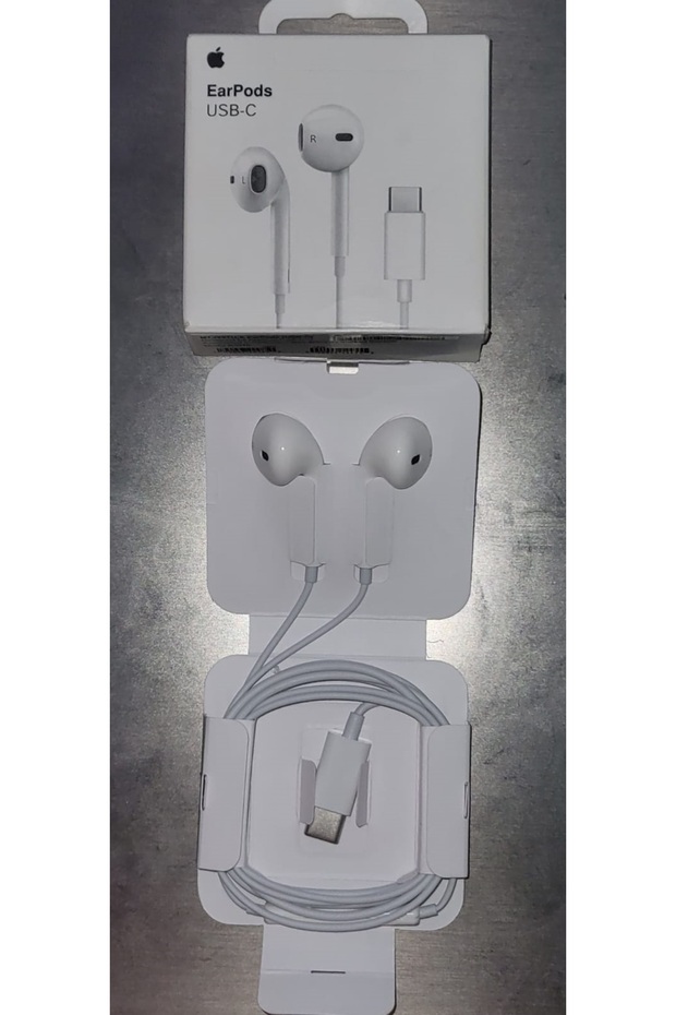 EarPods (USB-C) - 4