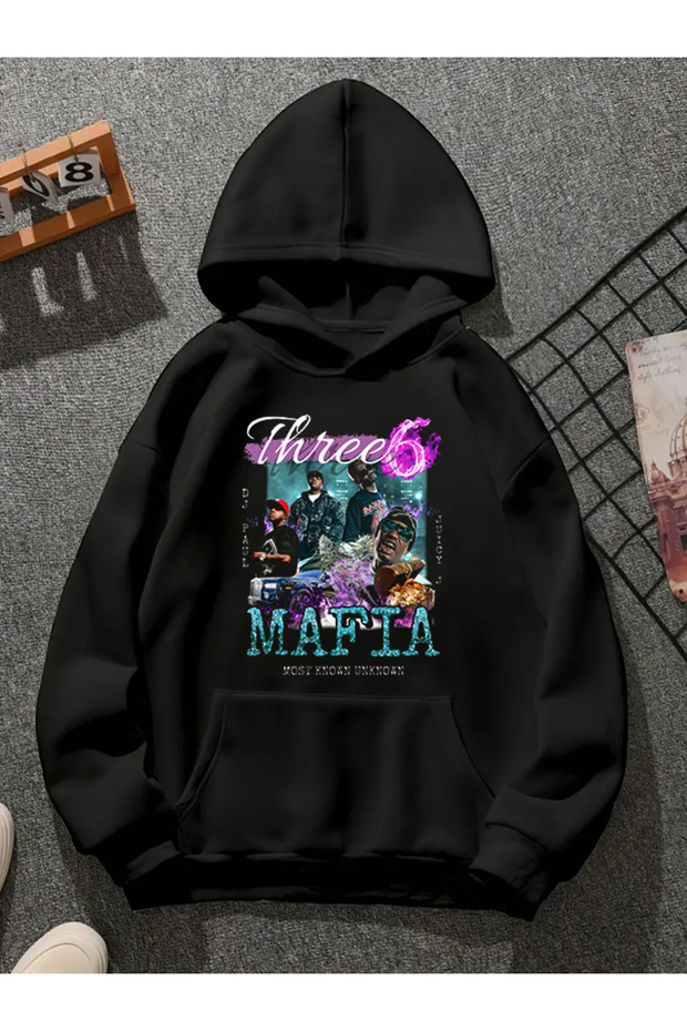 سترة رياضية سوداء مطبوعة من three 6 mafia v1