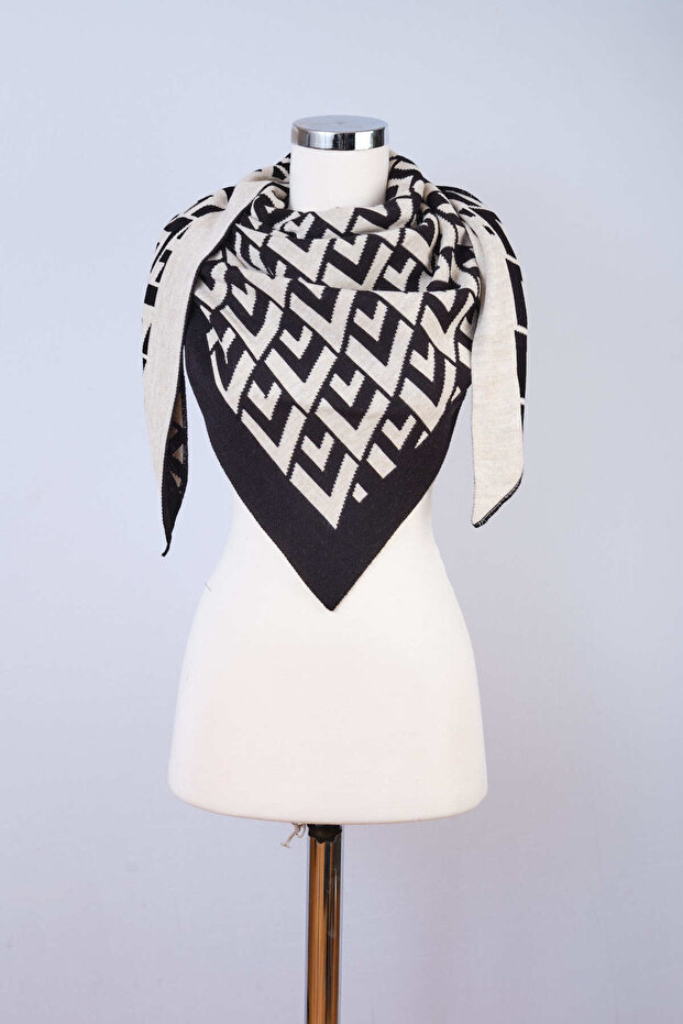 V Patterned Knitwear Triangle Shawl - 6