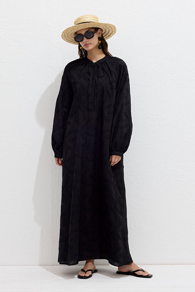 ASTARLI BRODE ELBİSE SİYAH - 4