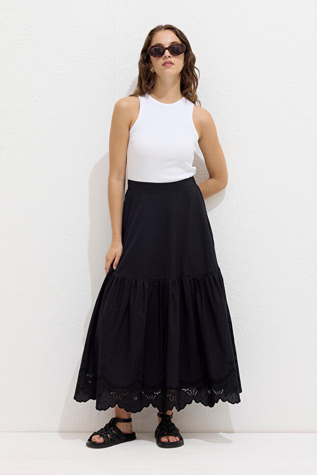 NAKIŞ İŞLEMELİ ETEK SİYAH - 4