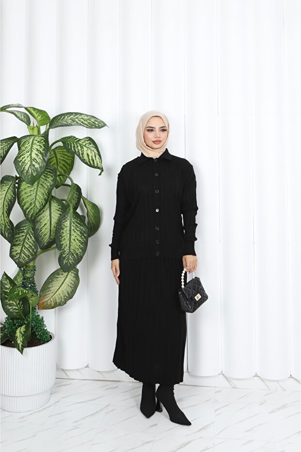 بدلة تنورة مطوي مع سترة - 2