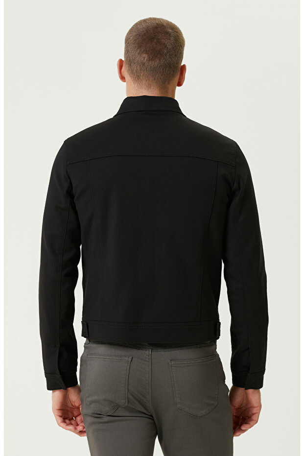 Siyah İçi Kapitoneli Mont - 5