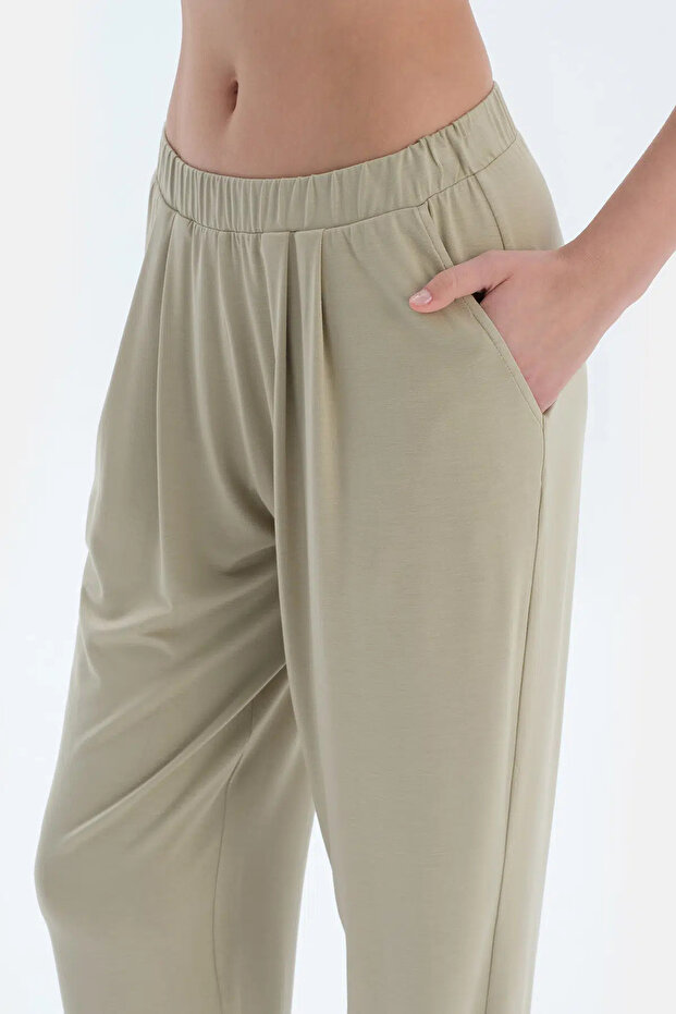 Ada Çayı V Yaka Pileli Tişört Pantolon Pijama Takımı - 6